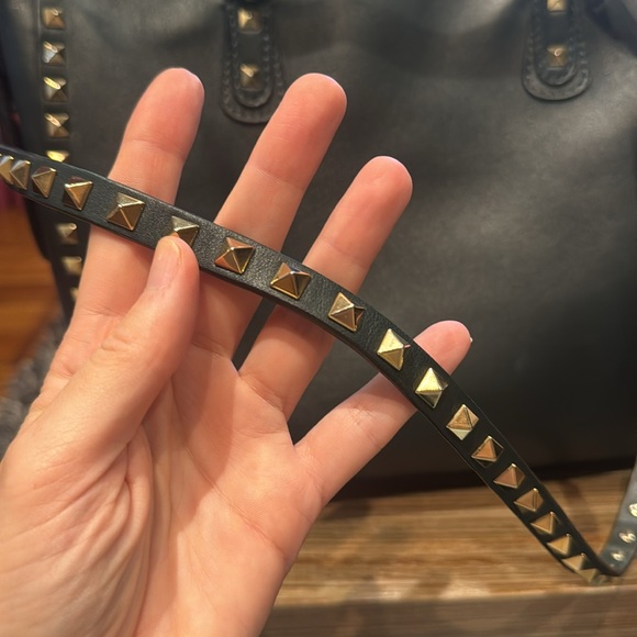 Valentino - Picture 6 of 9